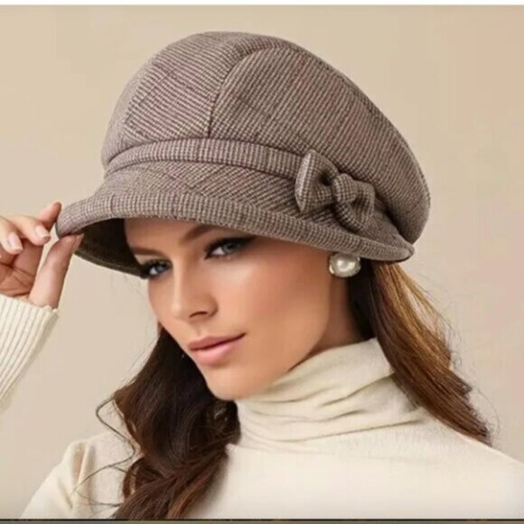 Plaid Beret Bucket Hat - Picture 2 of 5